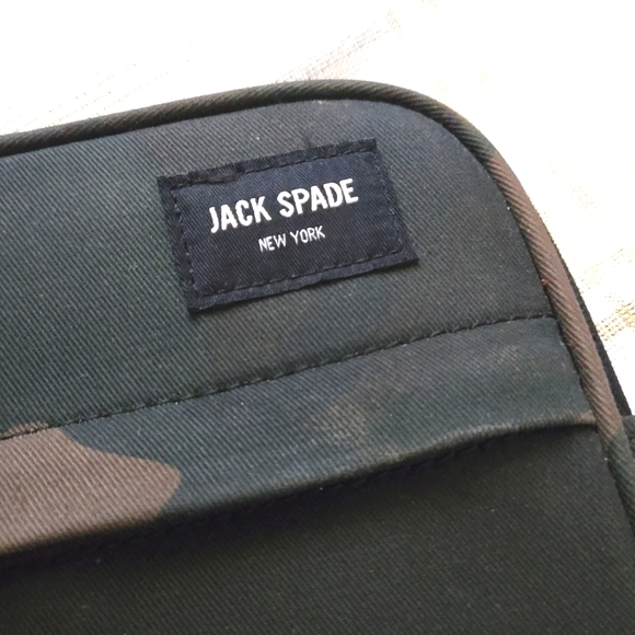 JACK SPADE Sleeve for Microsoft Surface Pro 4 - Picture 3 of 8